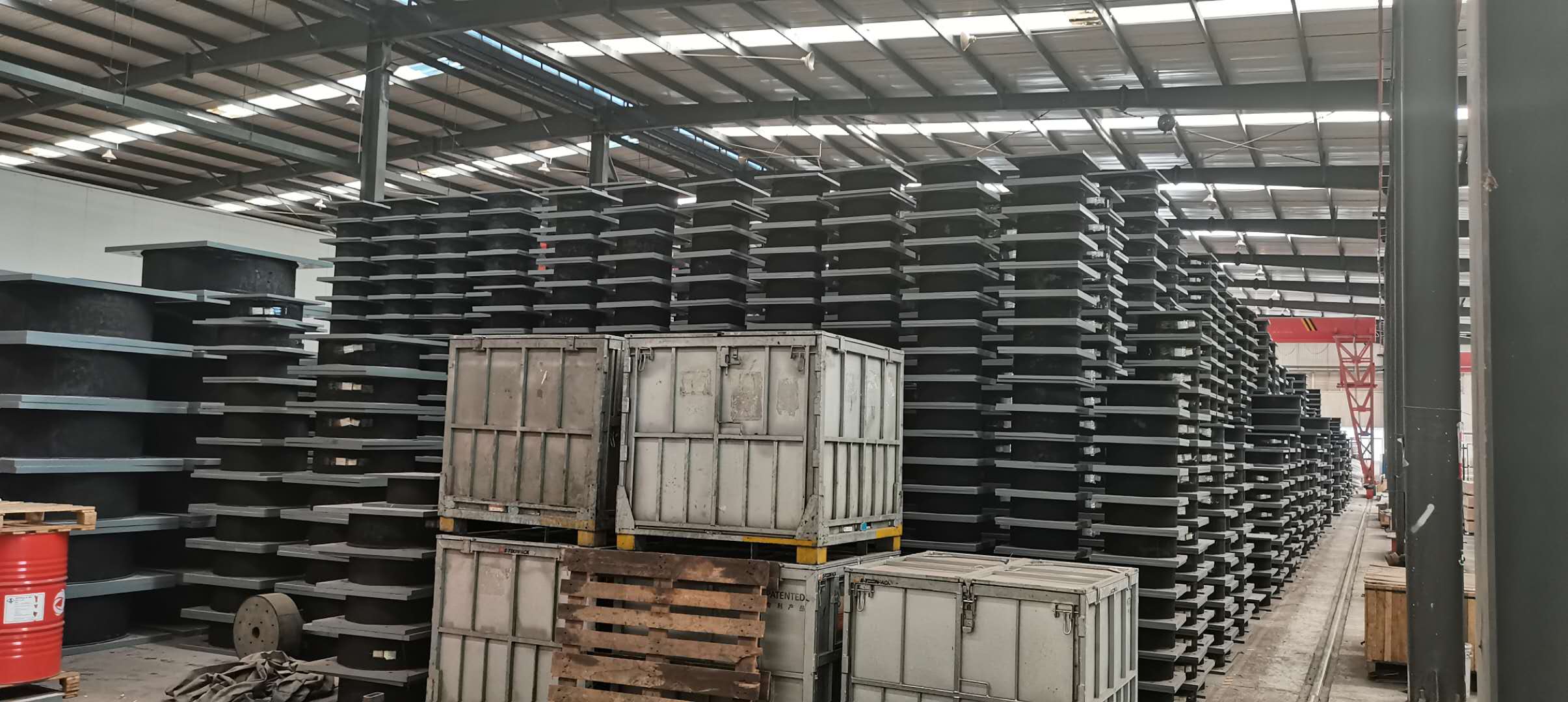 ���������м����ڸֽṹ�����е�����